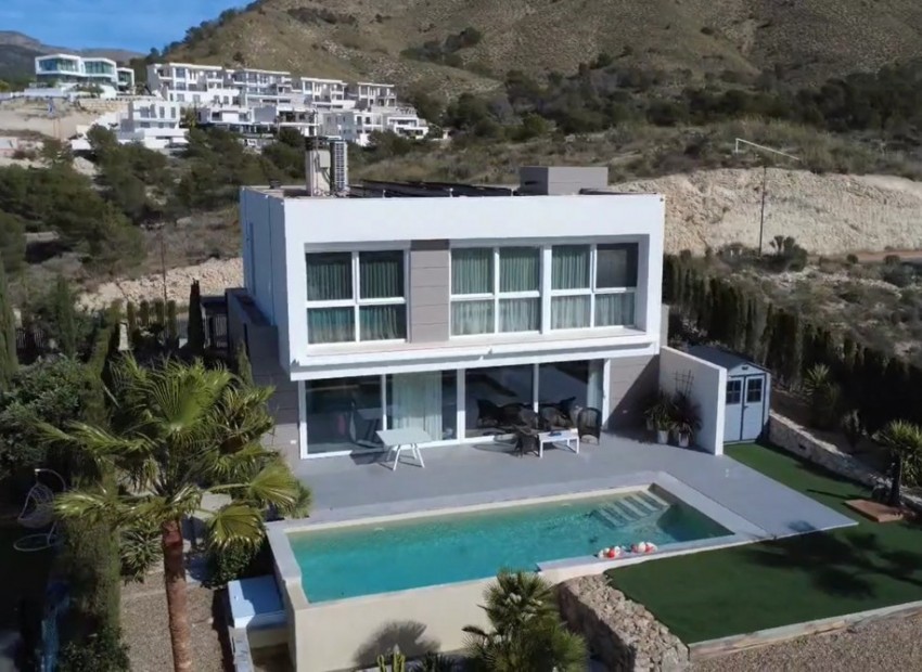  - Villa - 