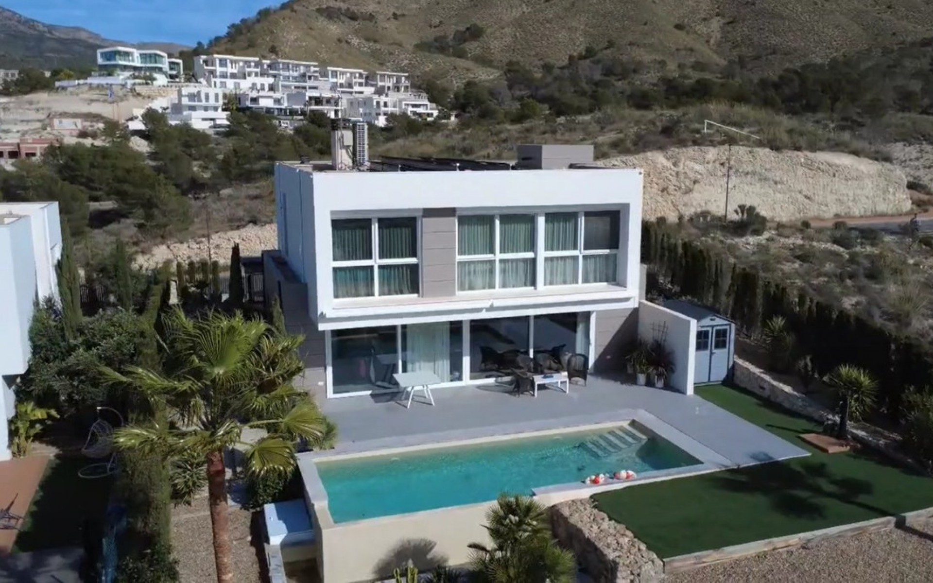  - Villa - 