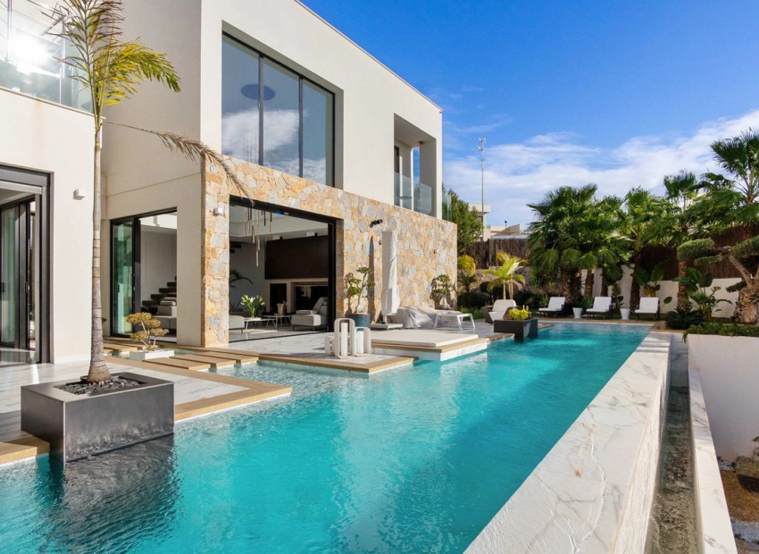  - Villa - 