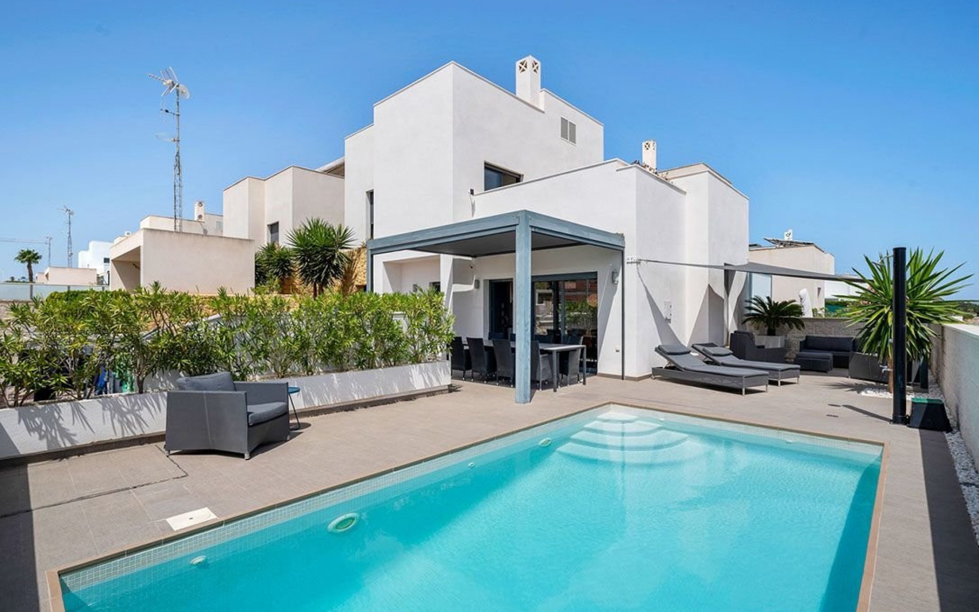  - Villa - 