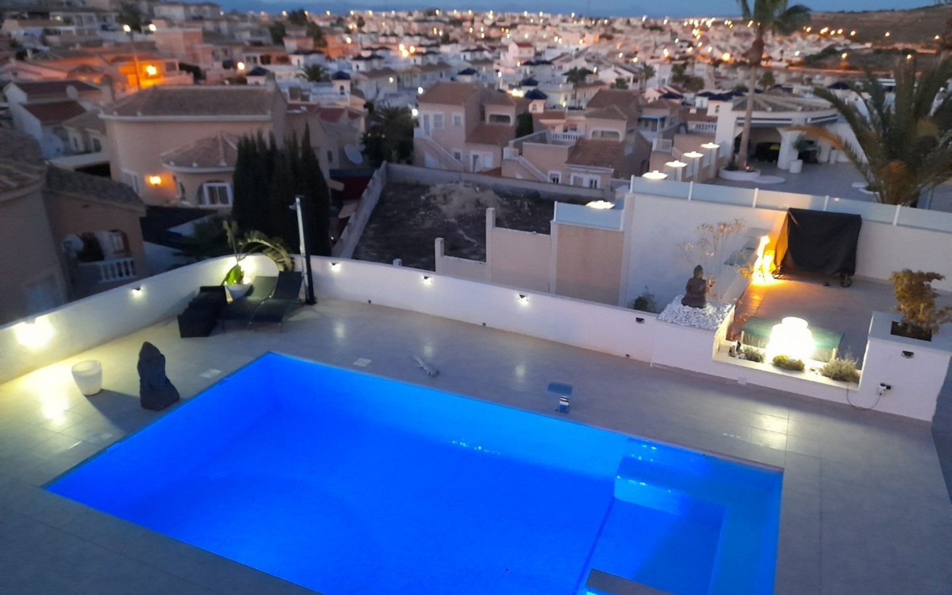  - Villa - 