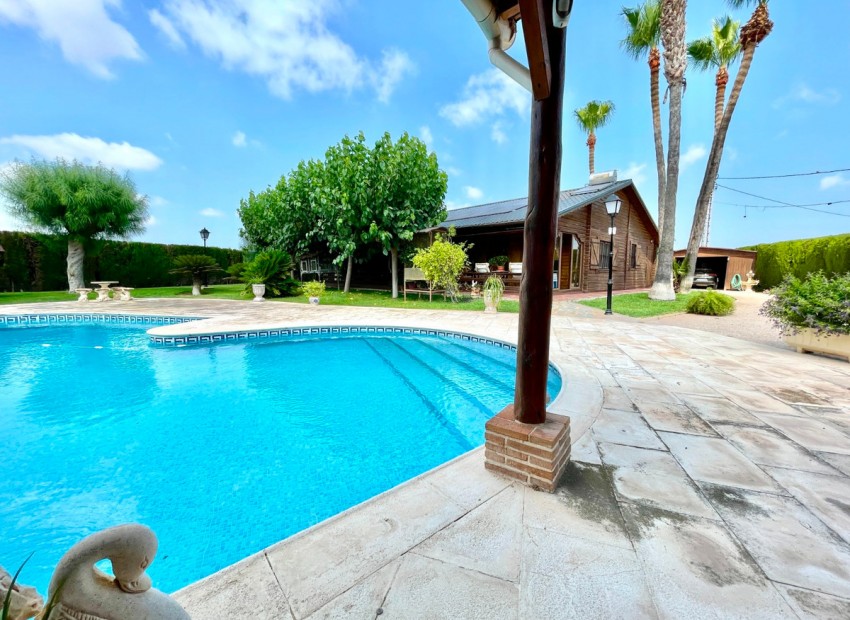  - Villa - 
