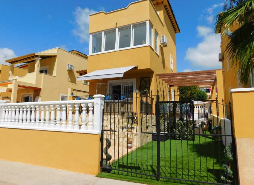  - Villa - 