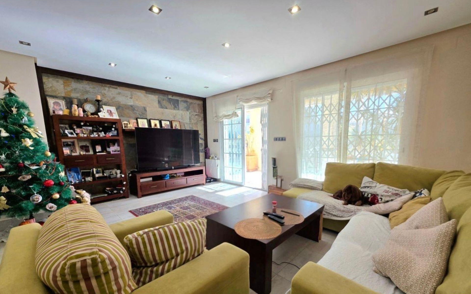  - Villa - 