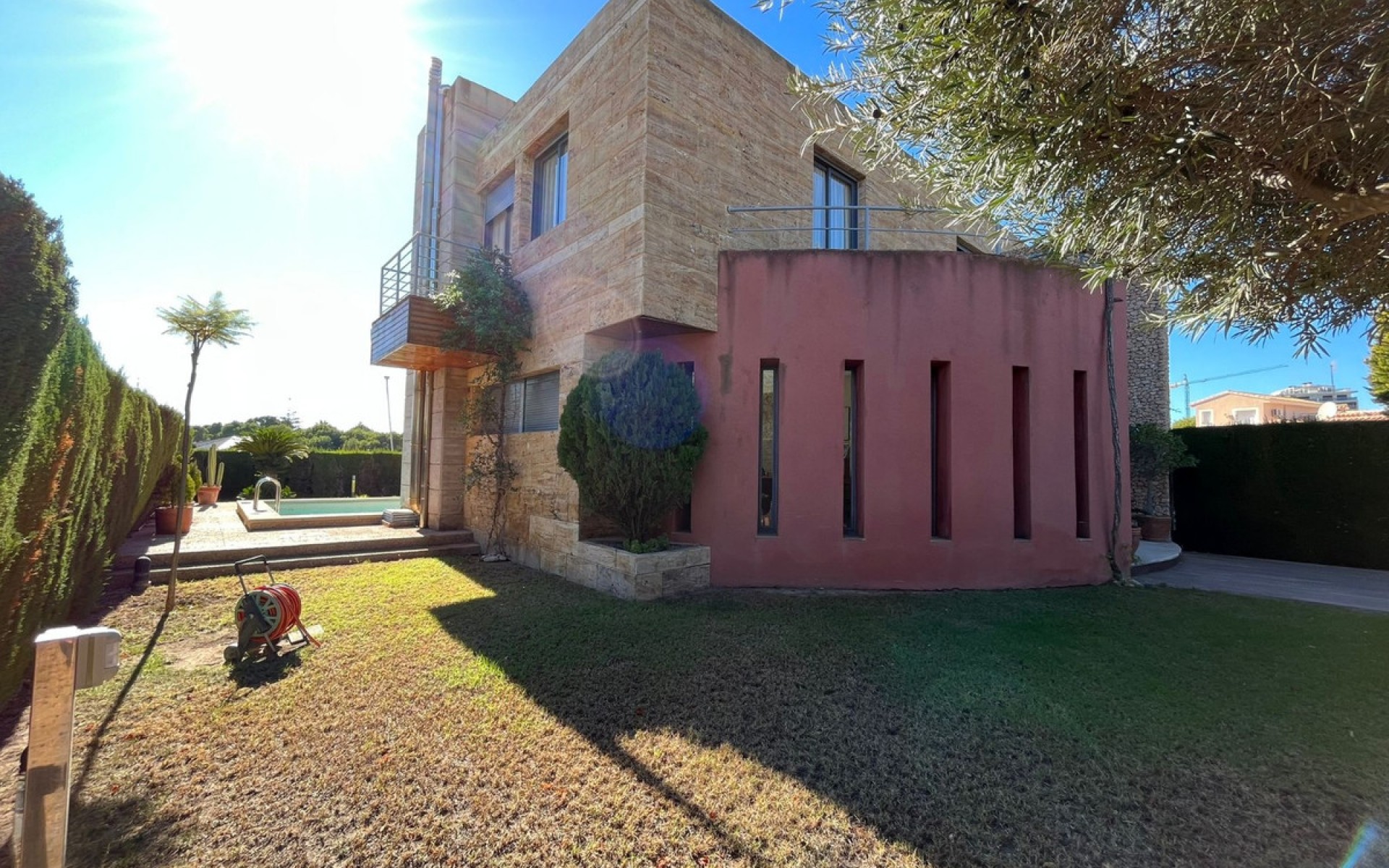  - Villa - 