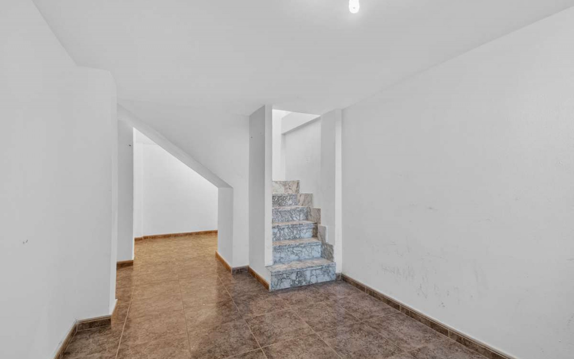  - Villa - 