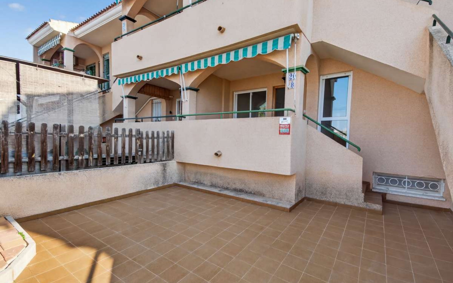  - Villa - 