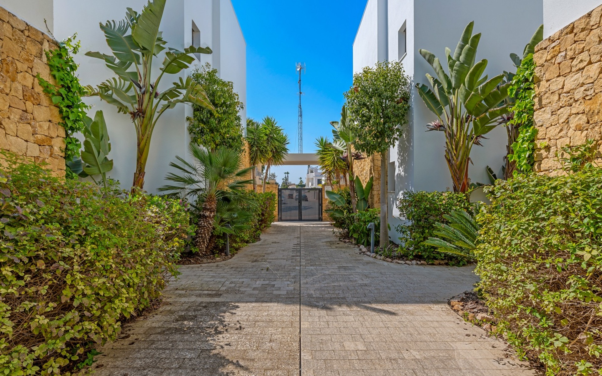  - Villa - 