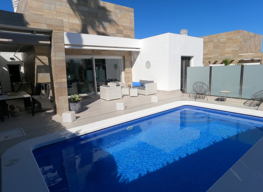  - Villa - 
