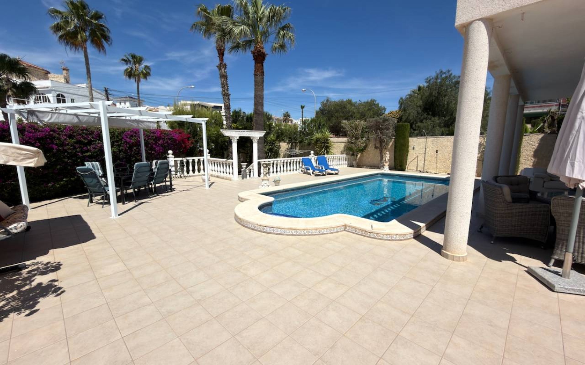  - Villa - 