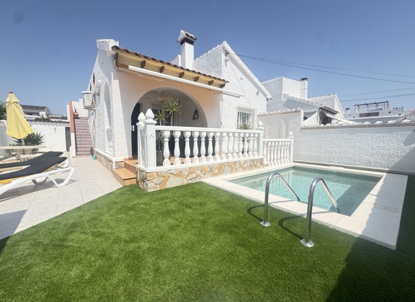  - Villa - 