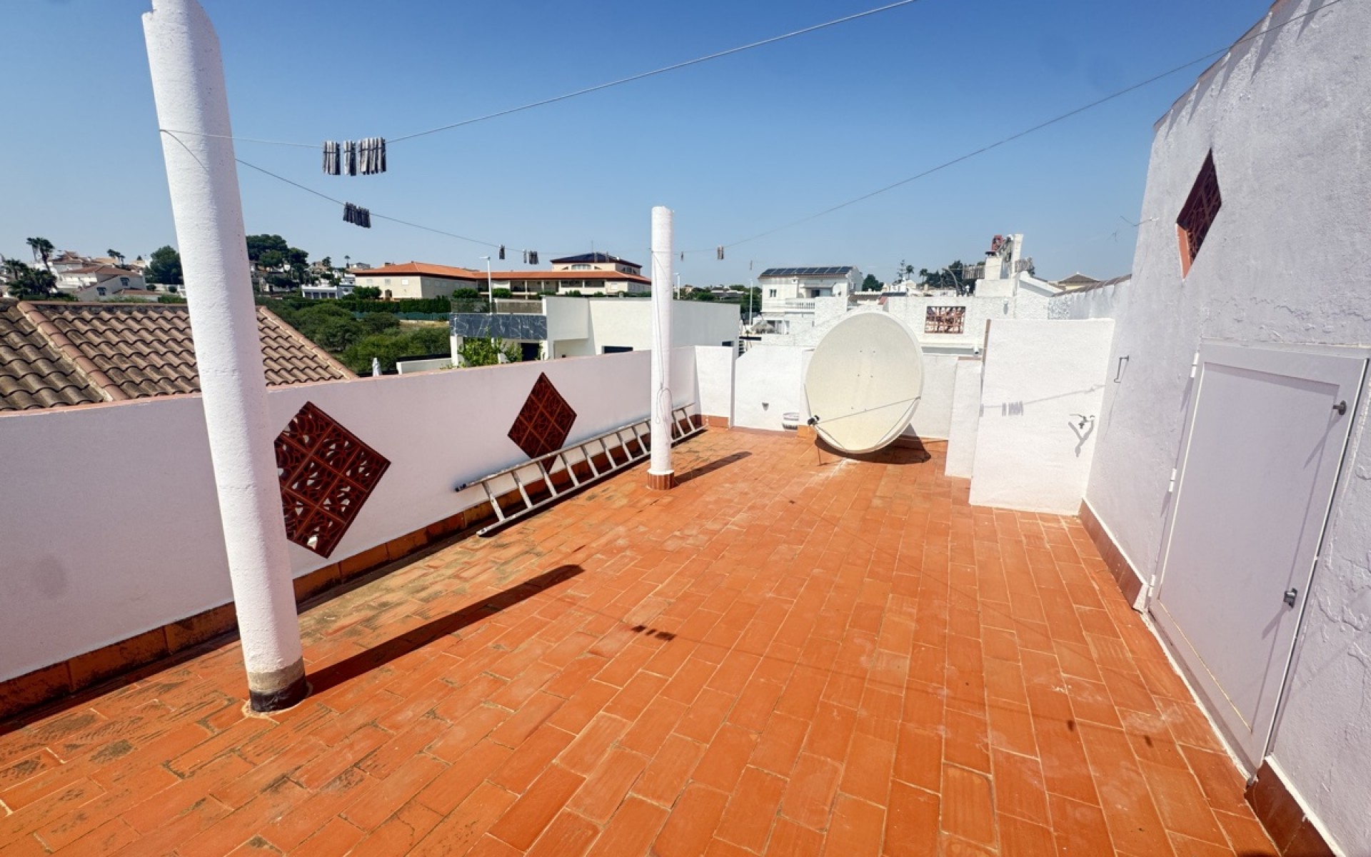  - Villa - 