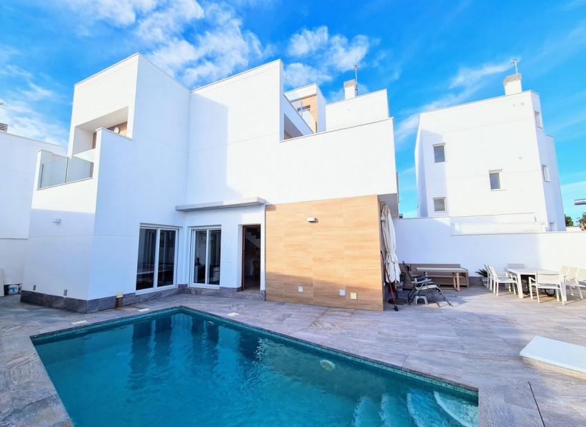  - Villa - 