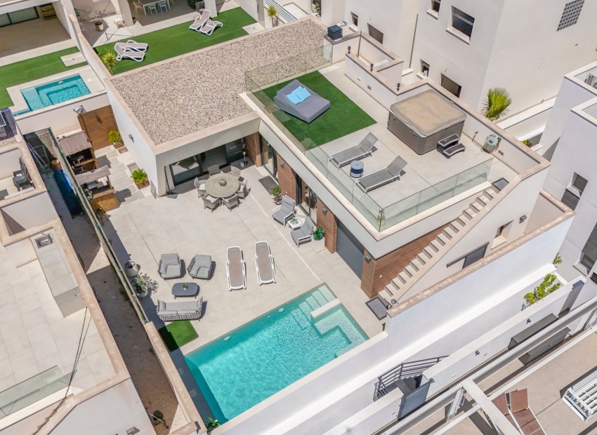  - Villa - 