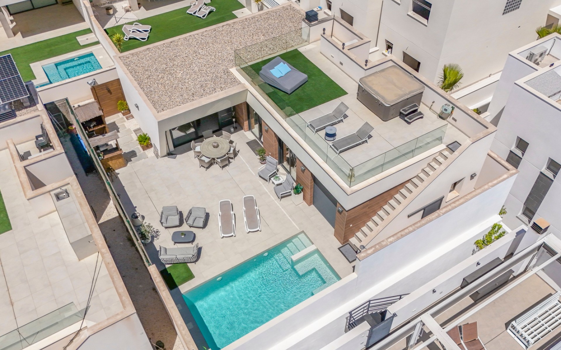  - Villa - 