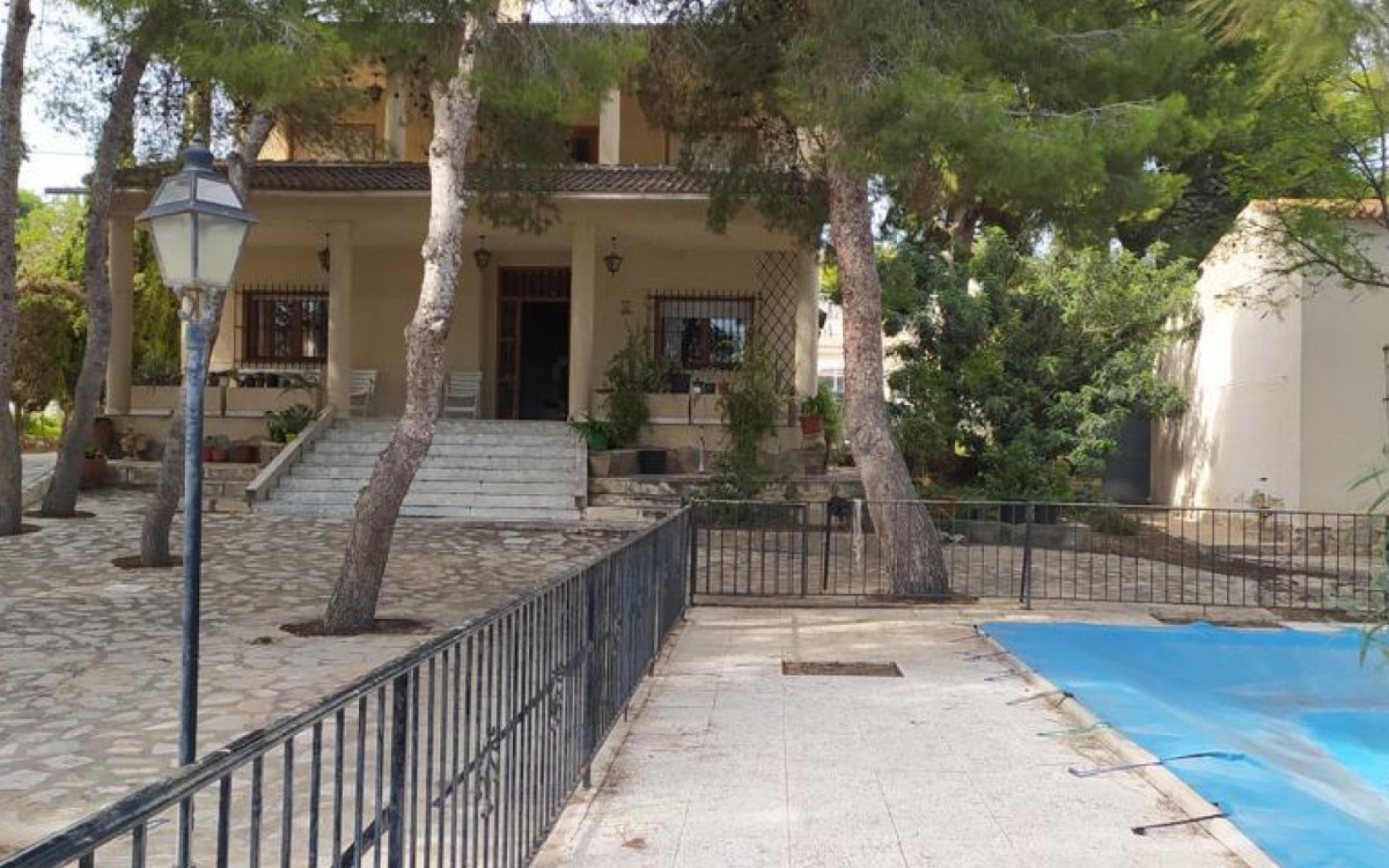  - Villa - 
