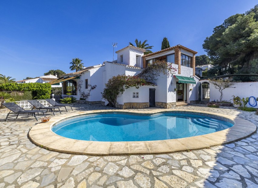  - Villa - 
