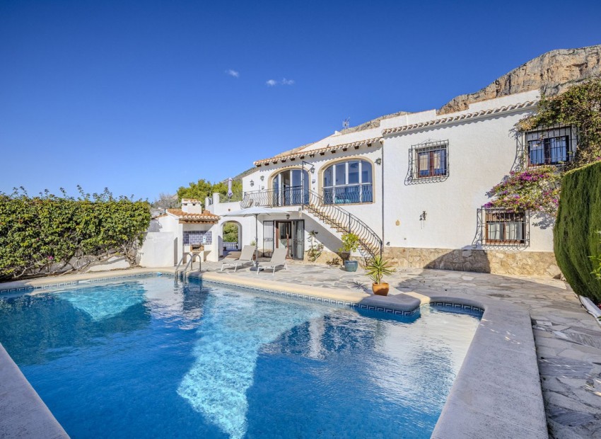  - Villa - 
