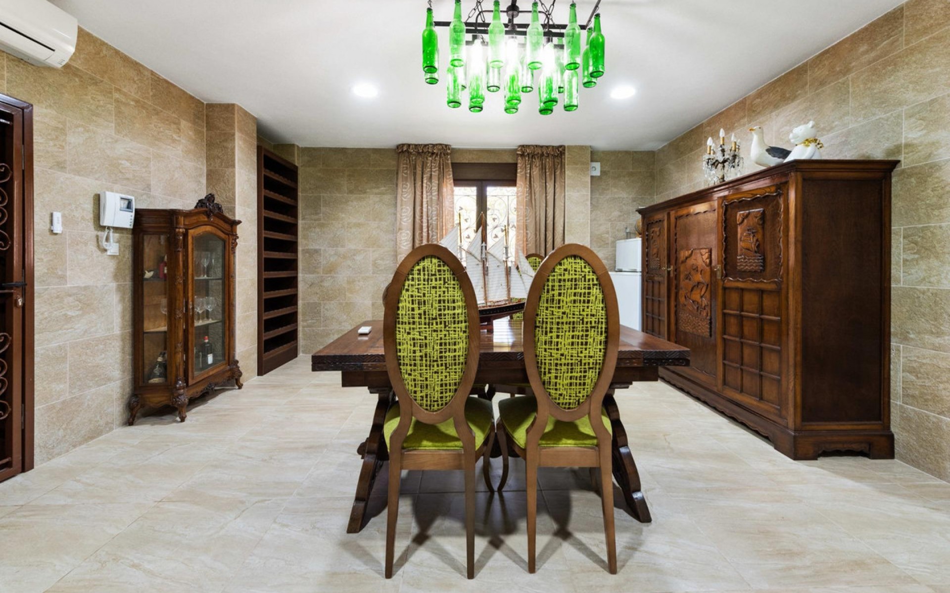  - Villa - 
