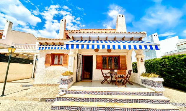 Villa -  -  - 