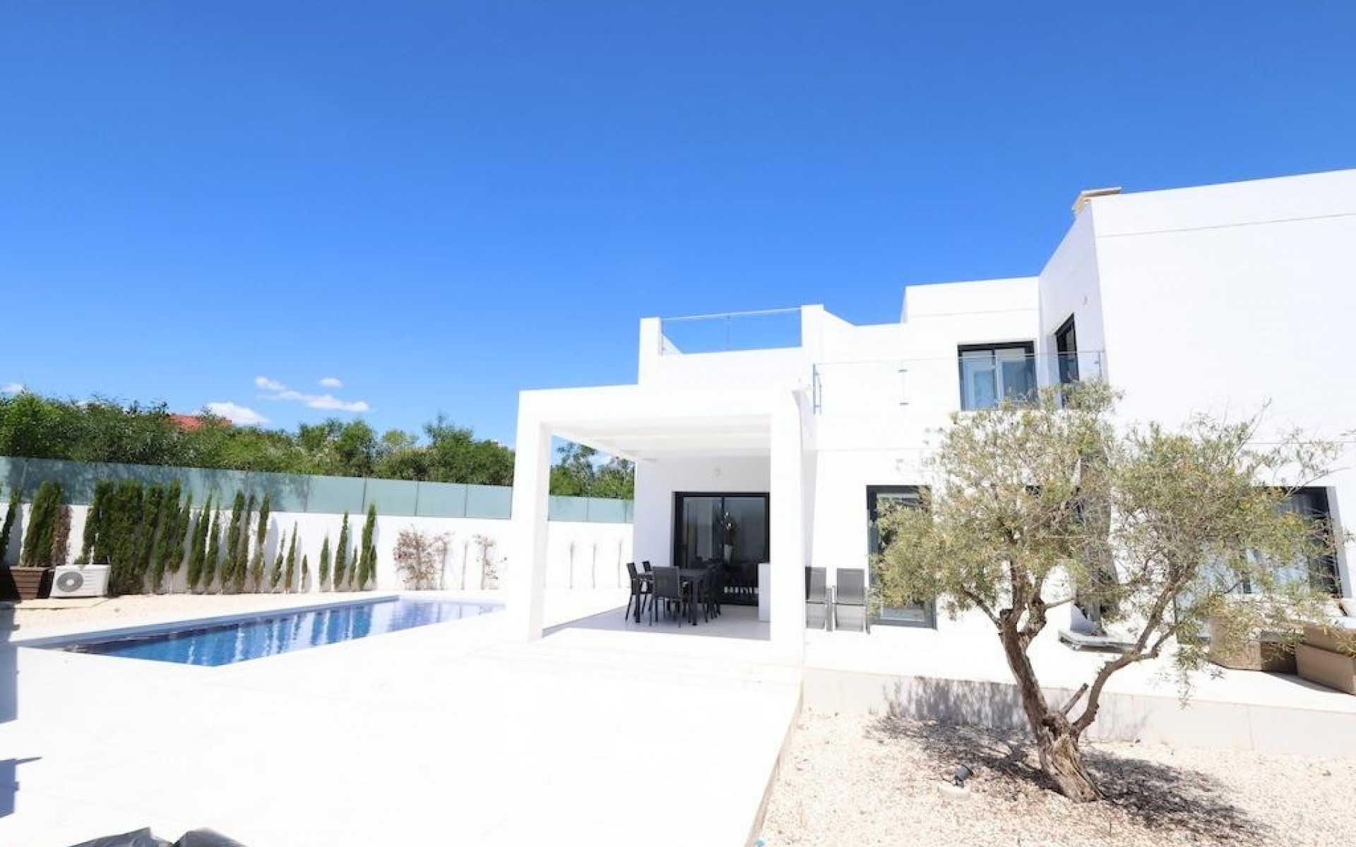  - Villa - 