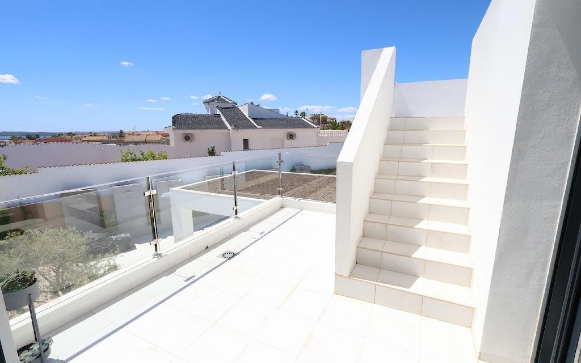  - Villa - 