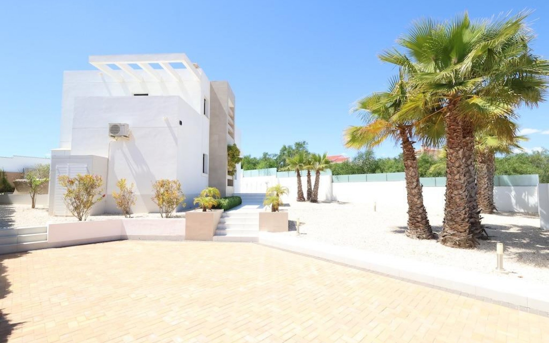  - Villa - 