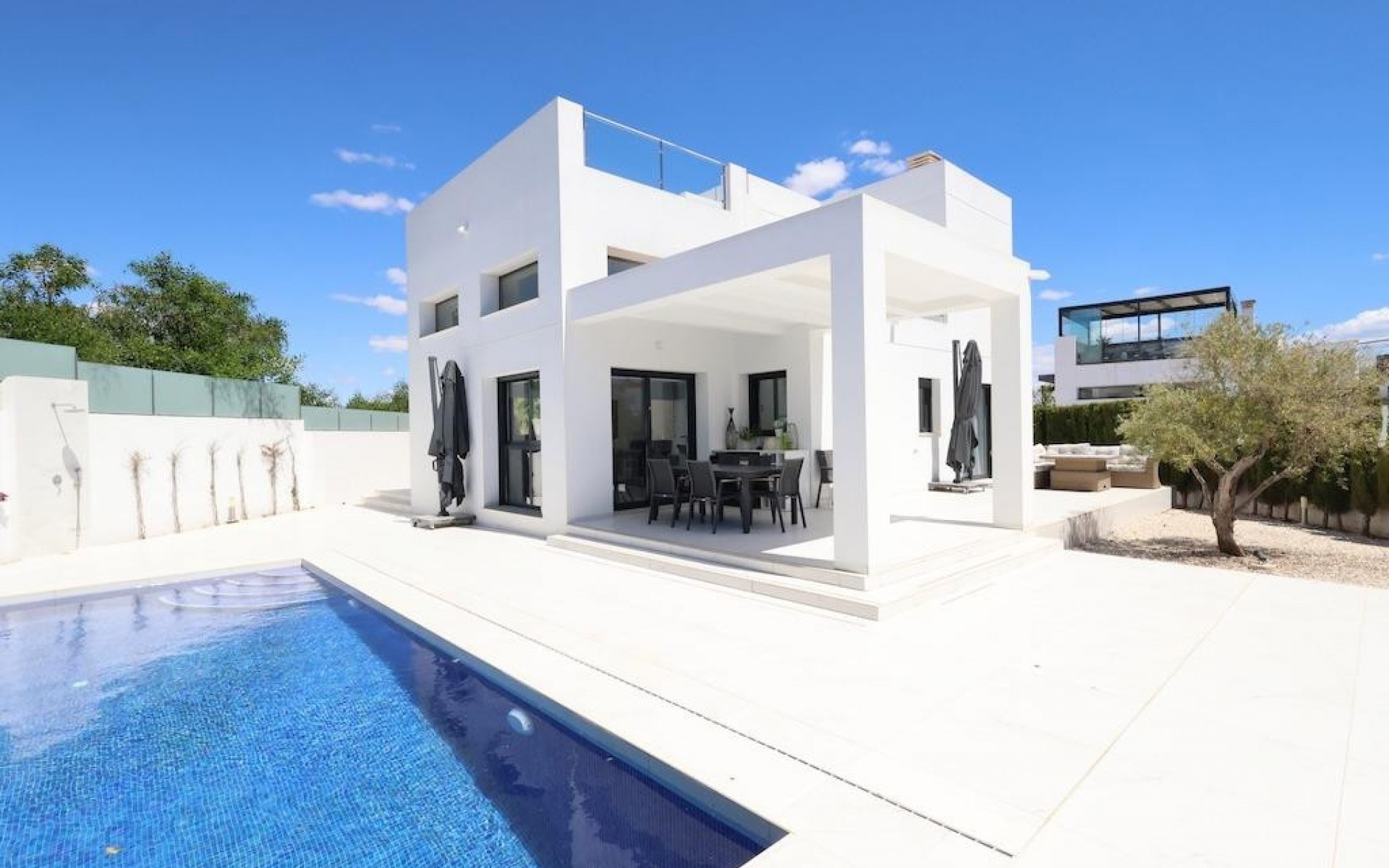 - Villa - 