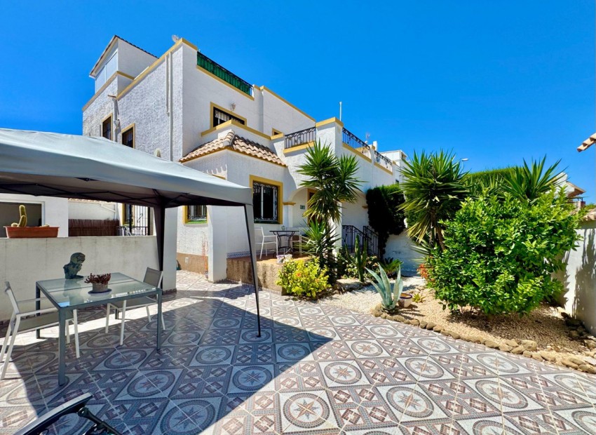  - Villa - 