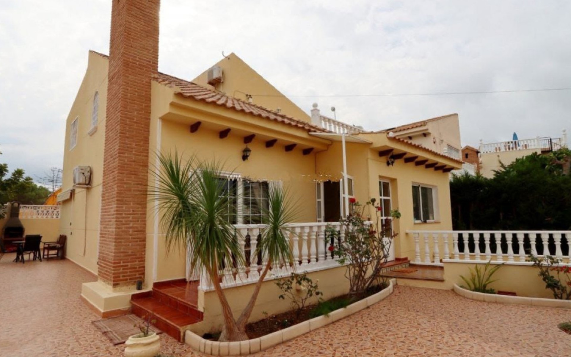  - Villa - 