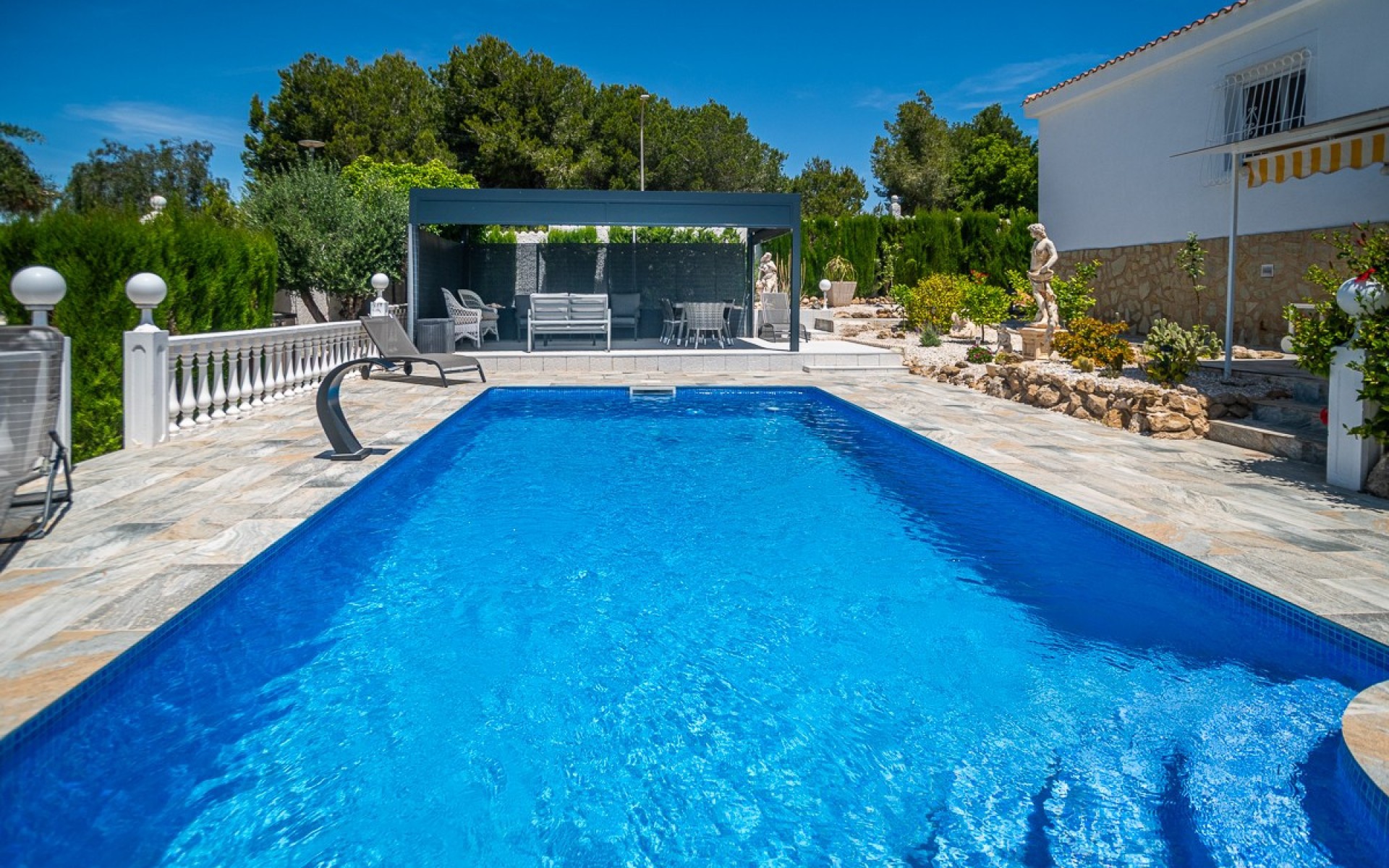  - Villa - 