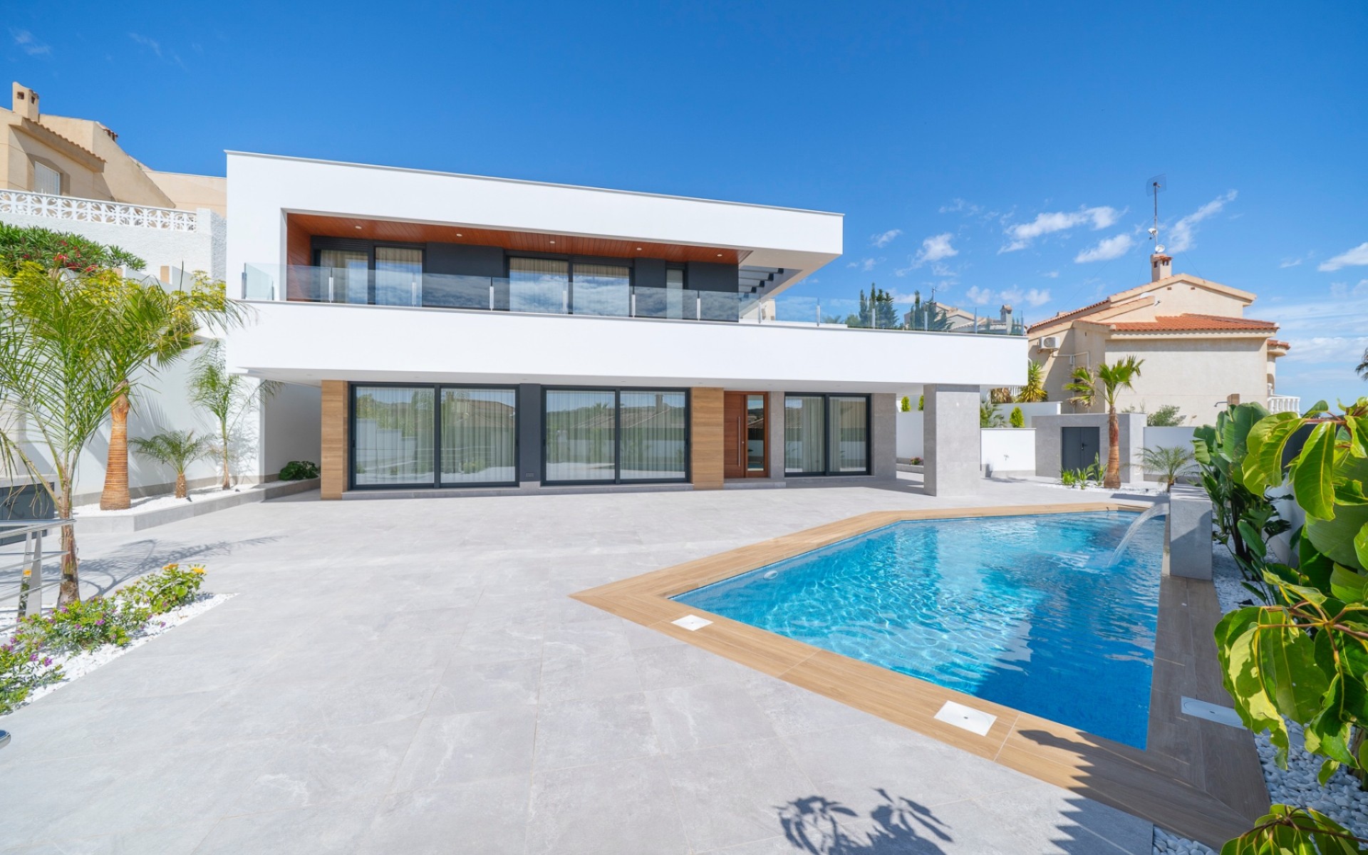  - Villa - 