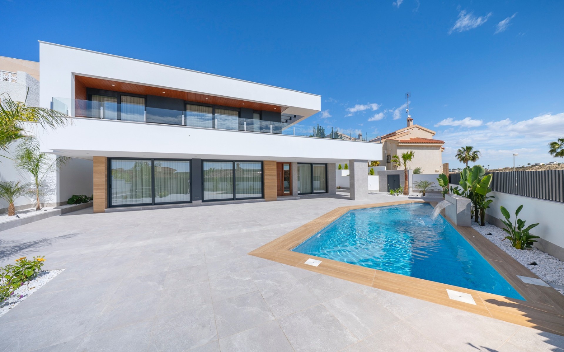  - Villa - 