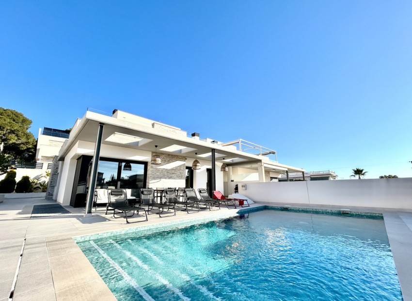  - Villa - 