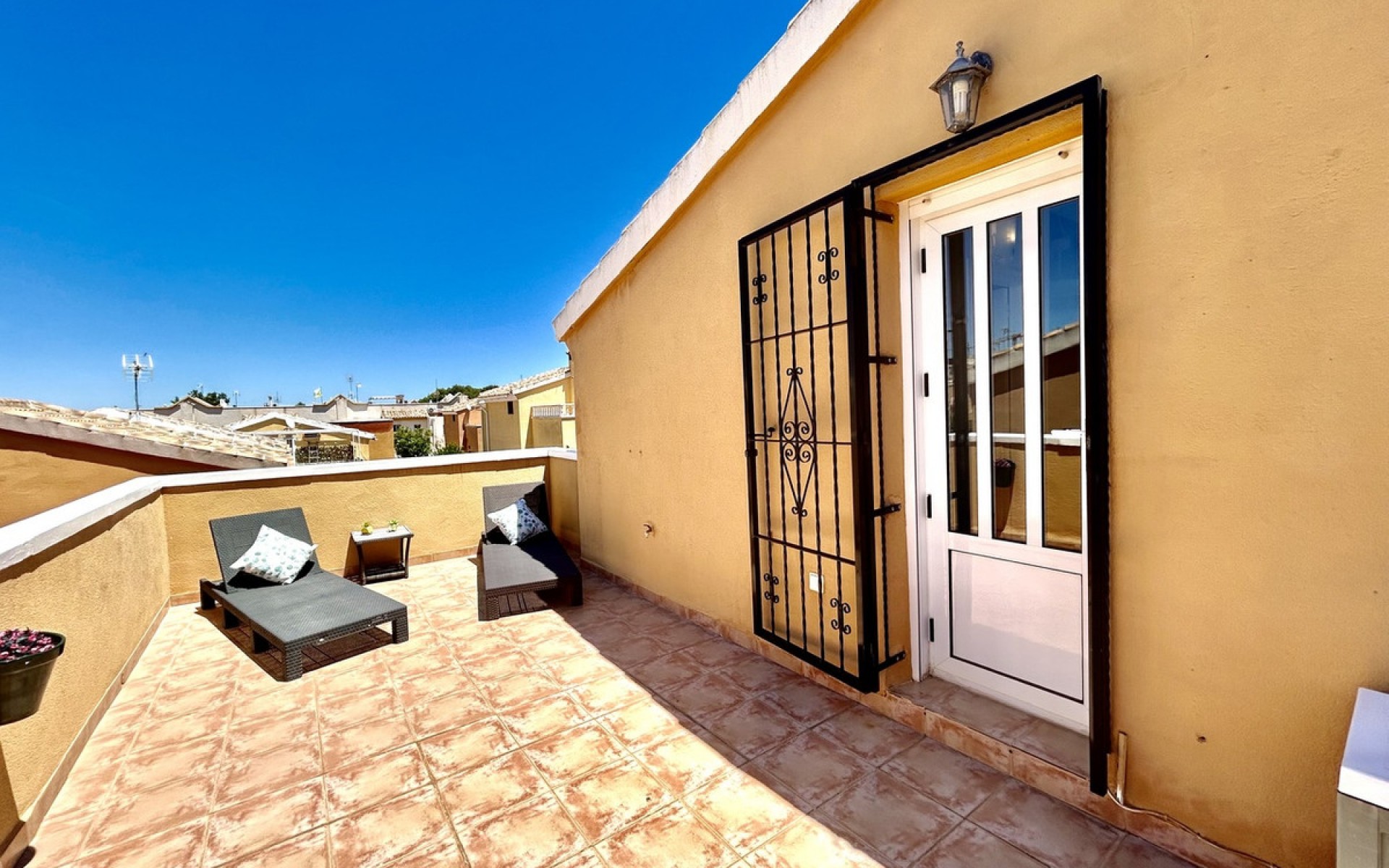  - Villa - 
