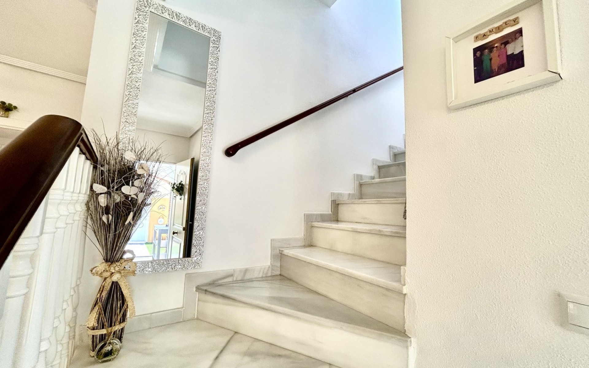  - Villa - 
