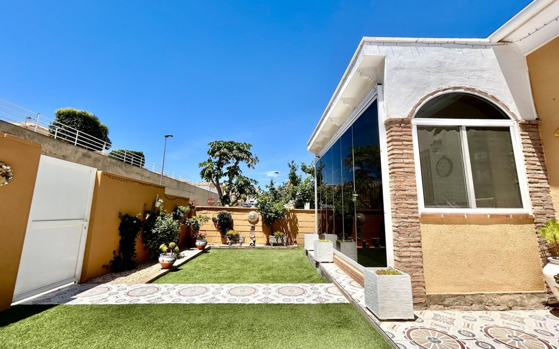  - Villa - 