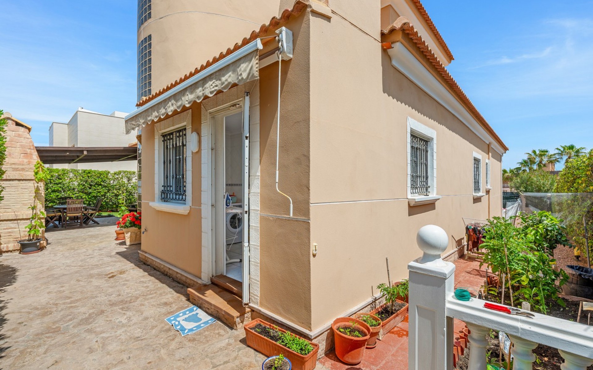  - Villa - 