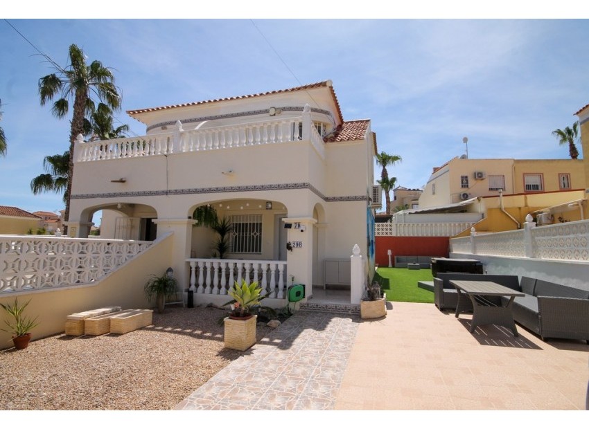  - Villa - 
