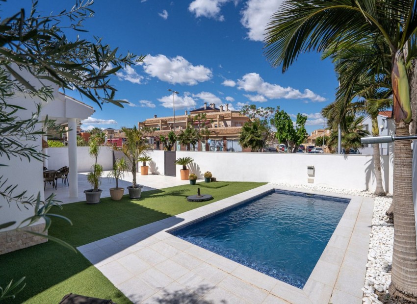  - Villa - 
