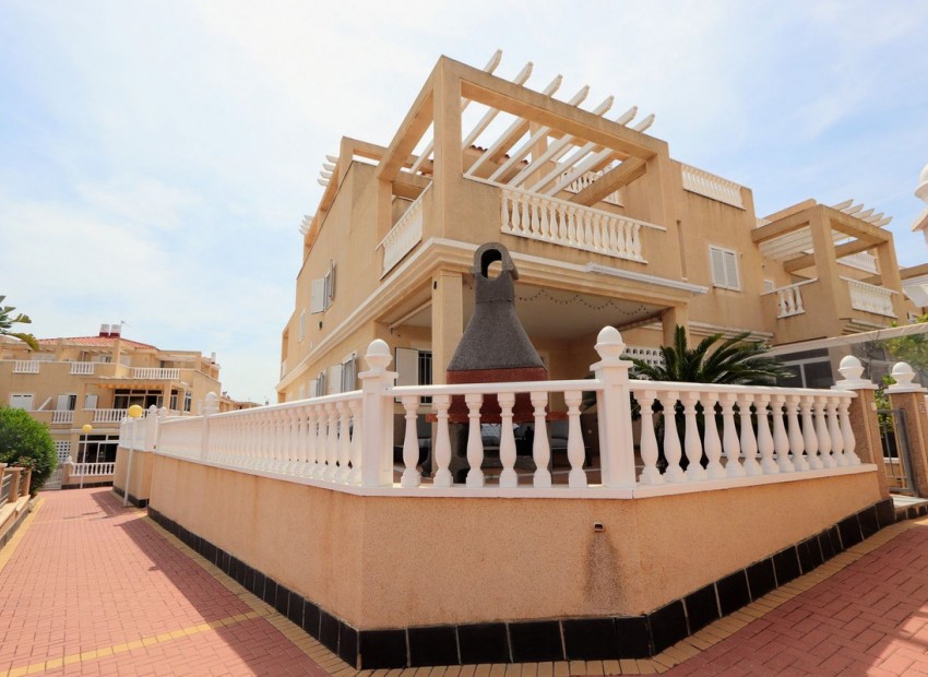  - Villa - 