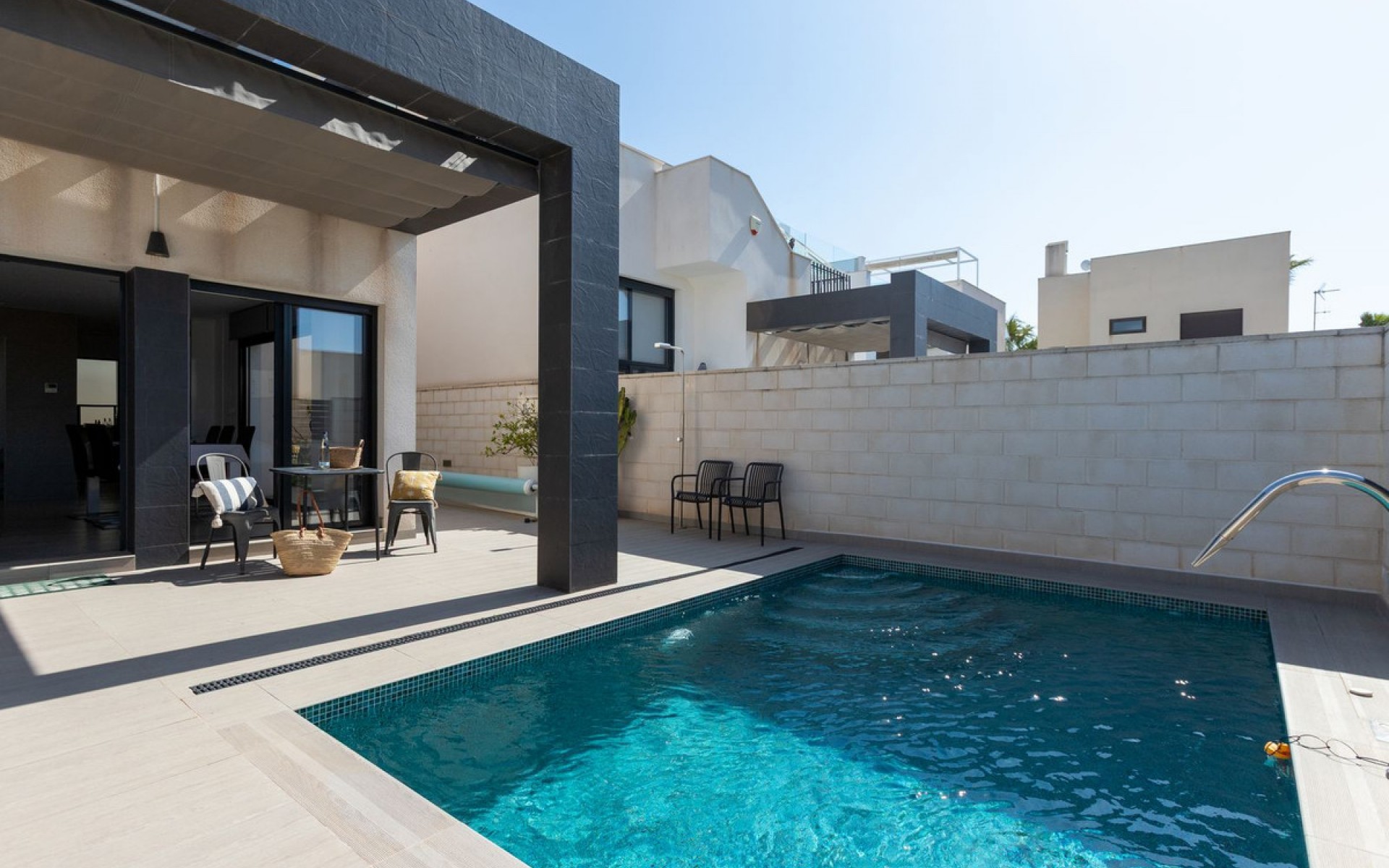  - Villa - 