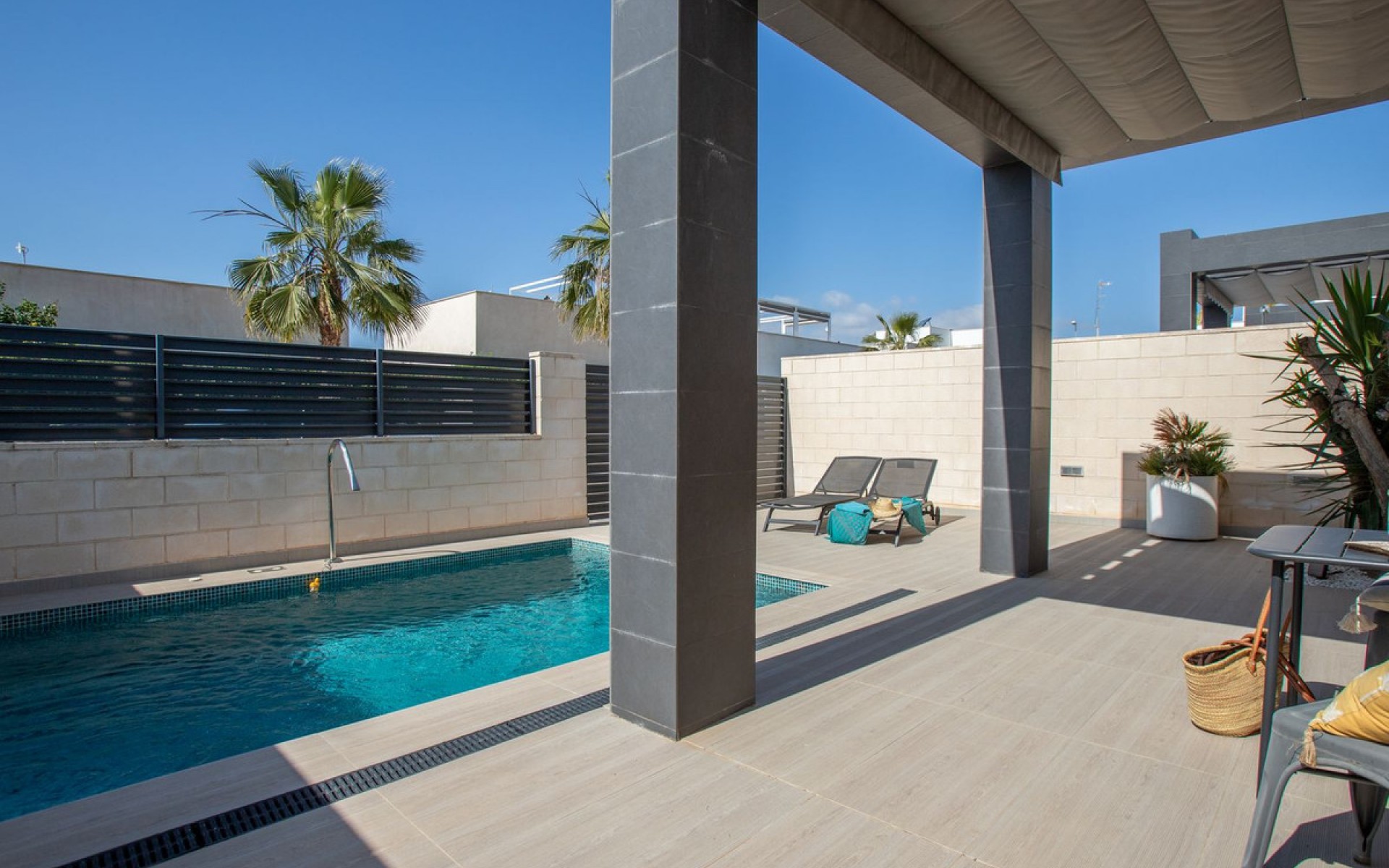  - Villa - 