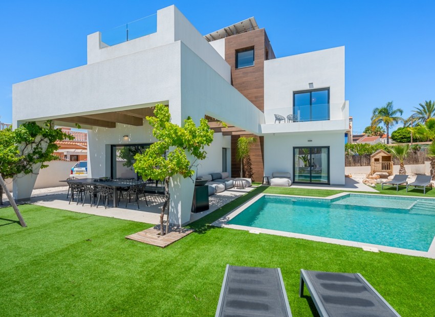  - Villa - 