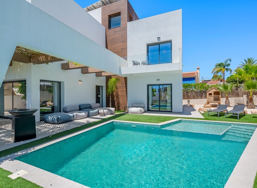  - Villa - 