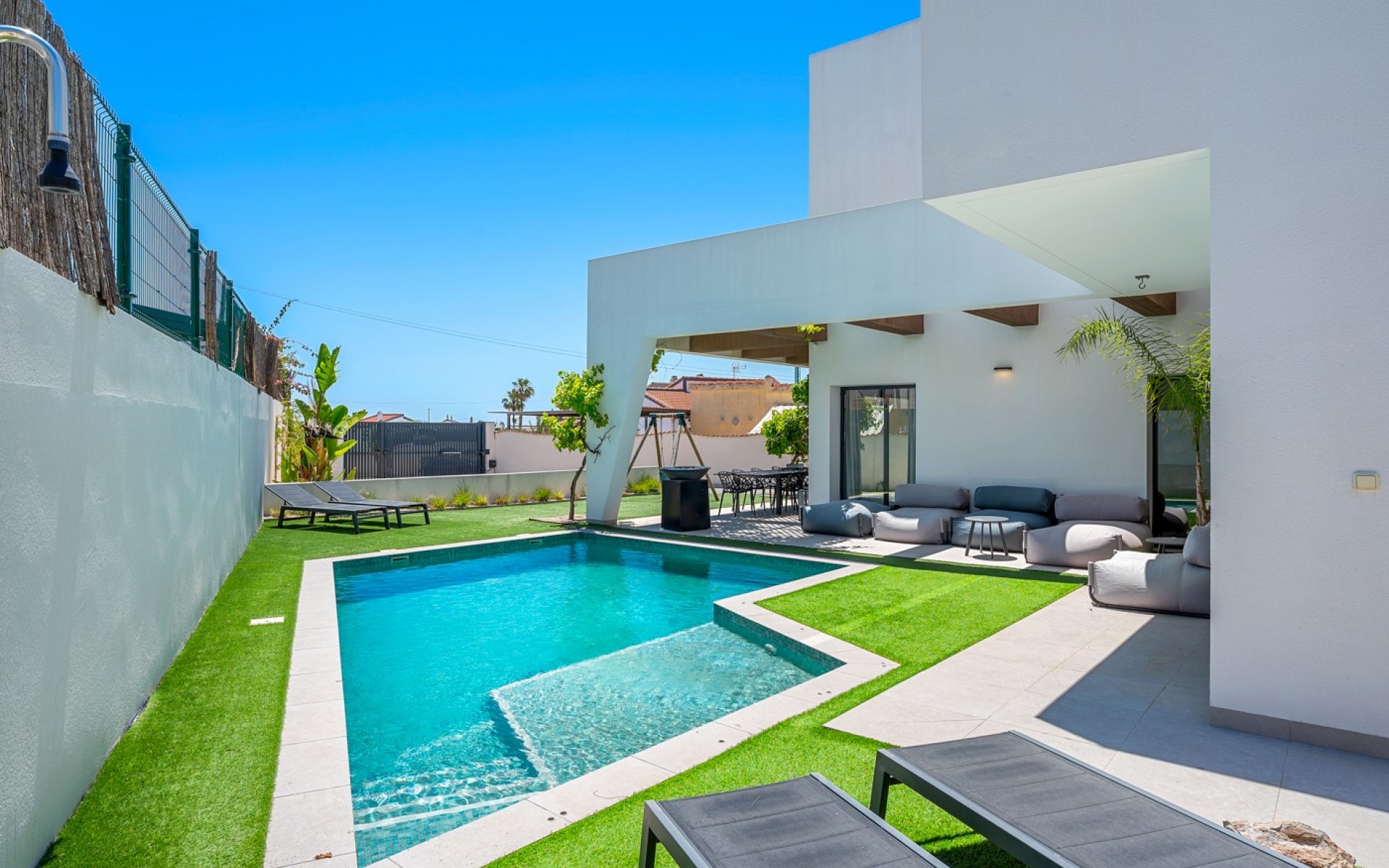  - Villa - 