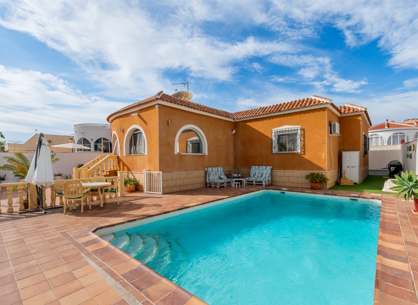  - Villa - 