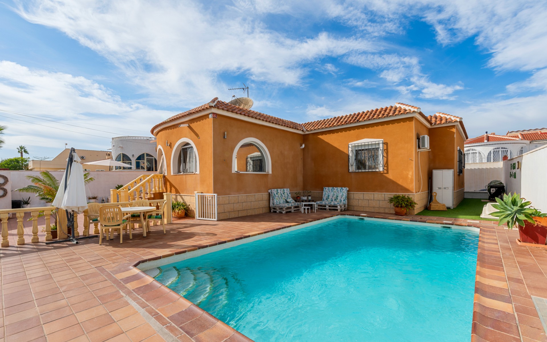  - Villa - 