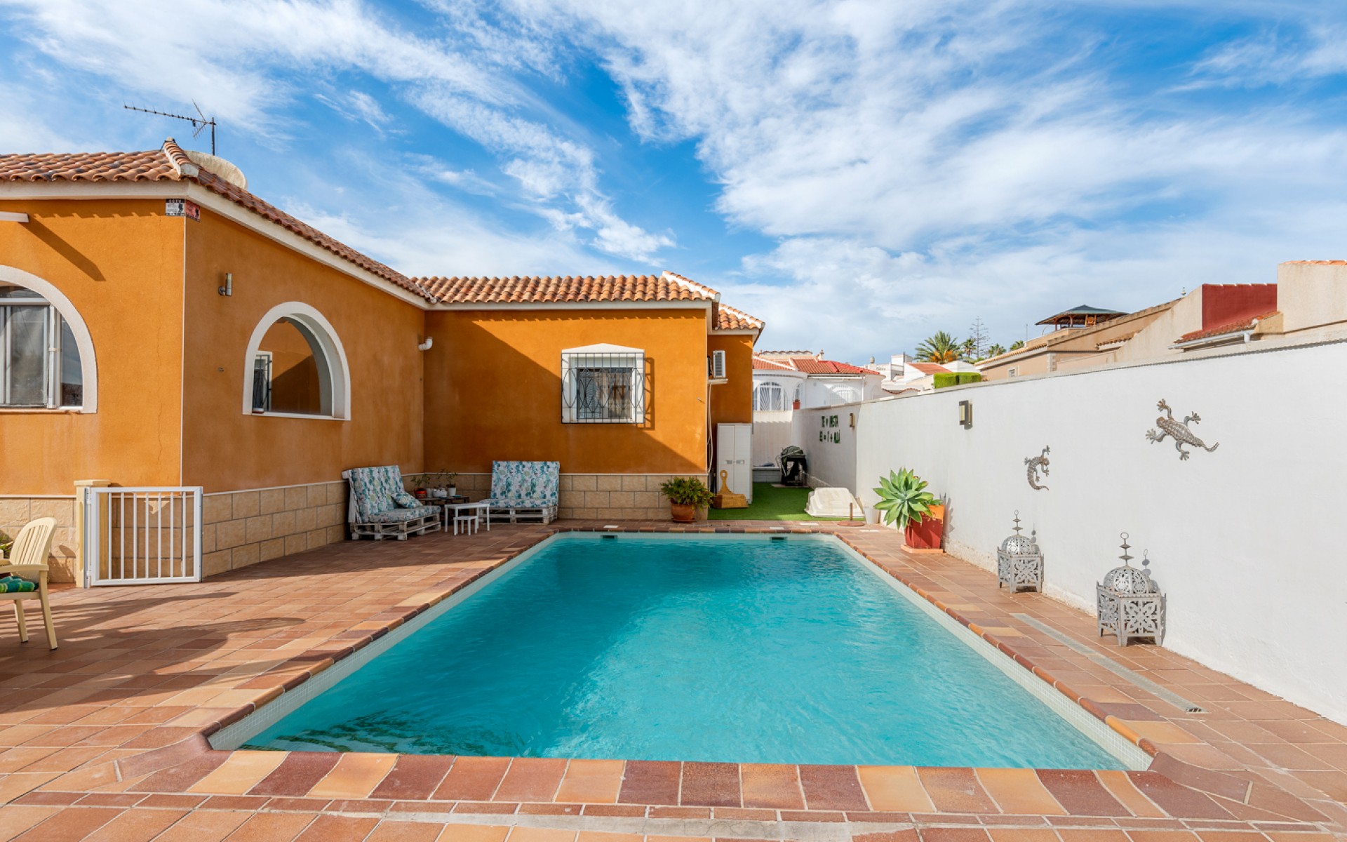  - Villa - 