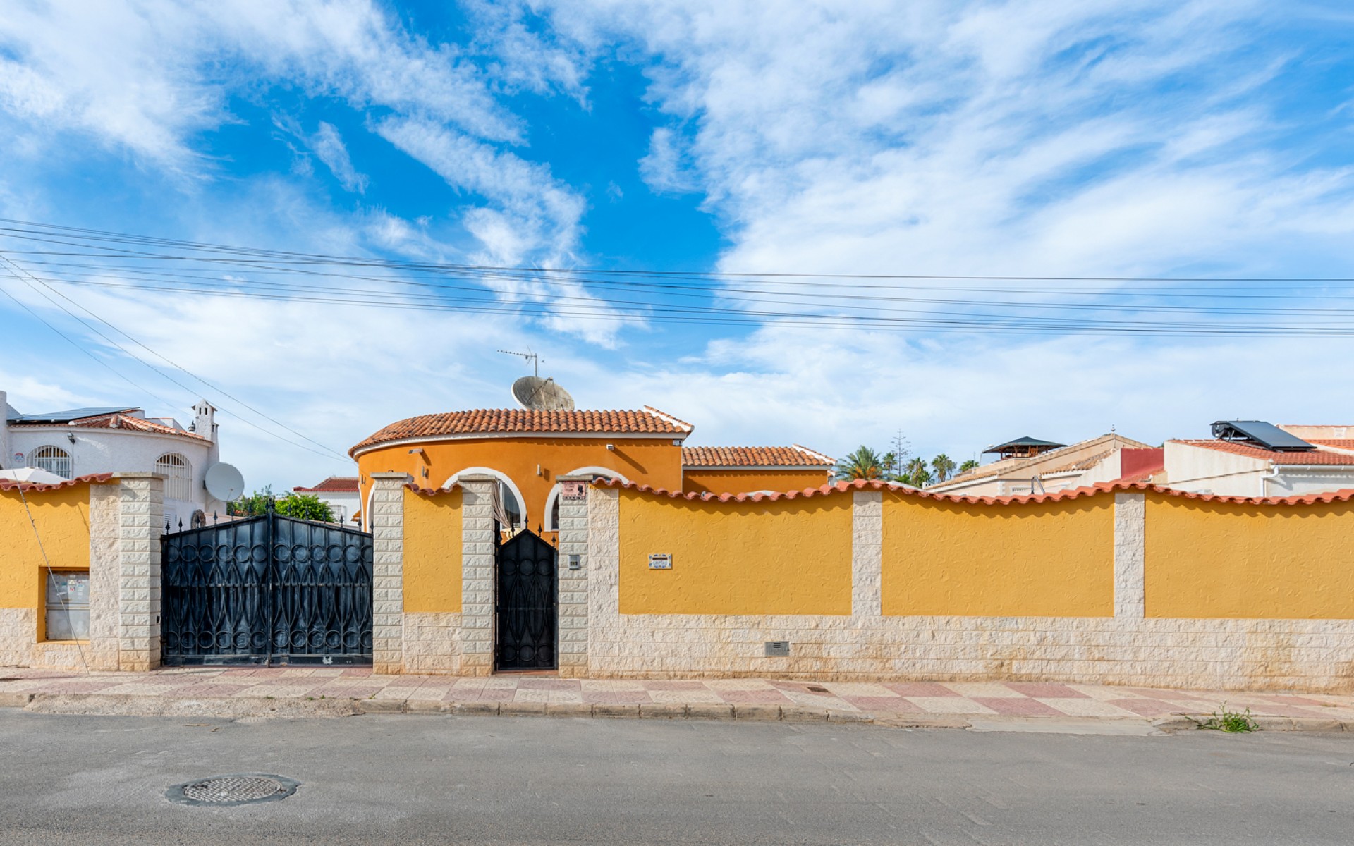  - Villa - 